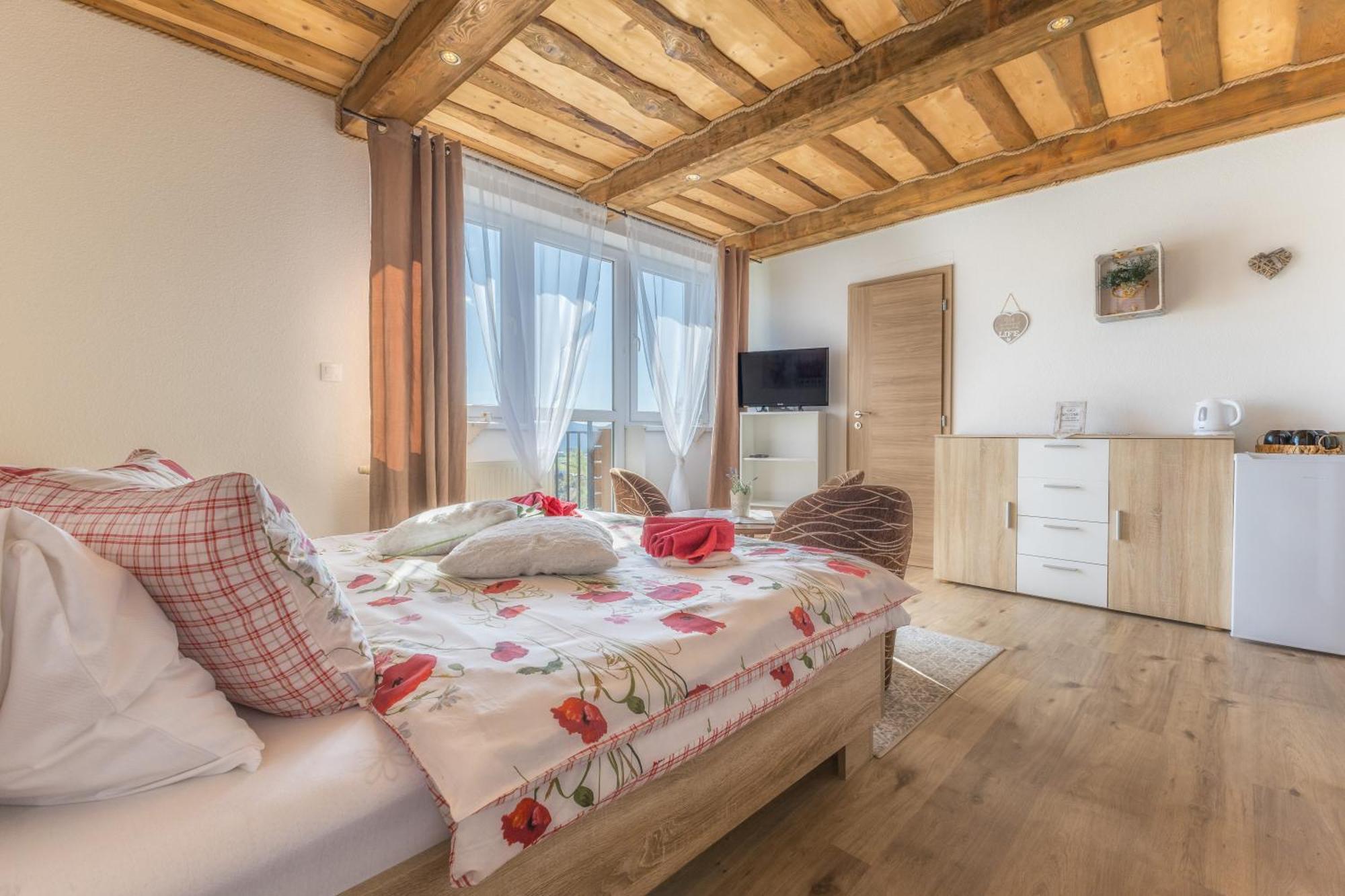 Privat Na Vrsku Ždiar Exterior foto